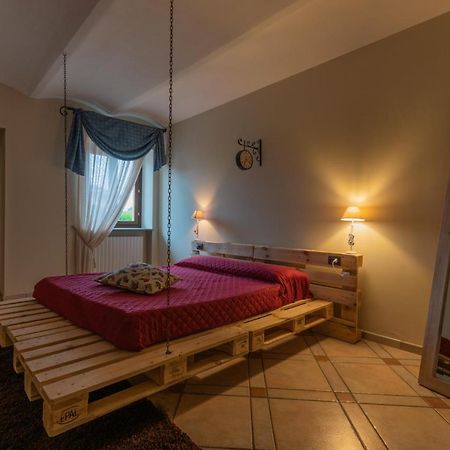 Bed and Breakfast Certe Notti Langhe Casa Furno Экстерьер фото