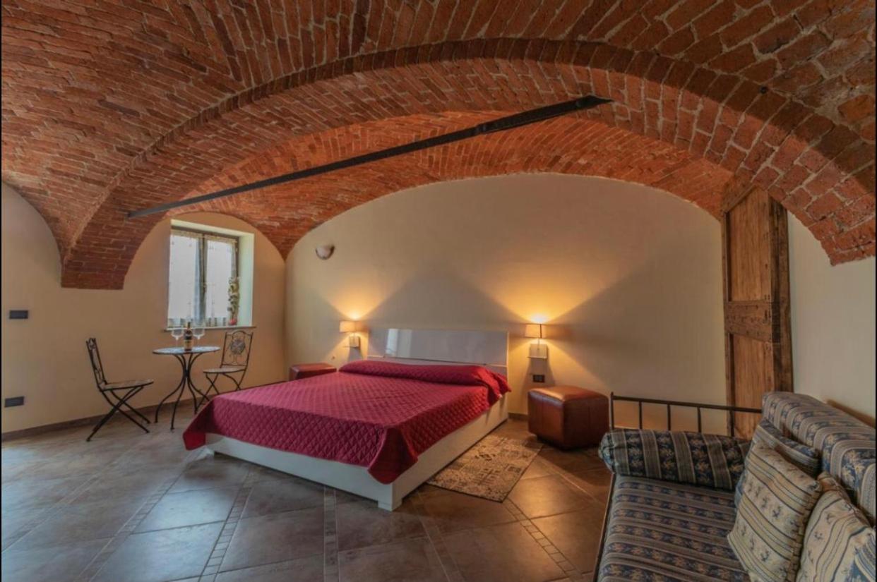 Bed and Breakfast Certe Notti Langhe Casa Furno Экстерьер фото