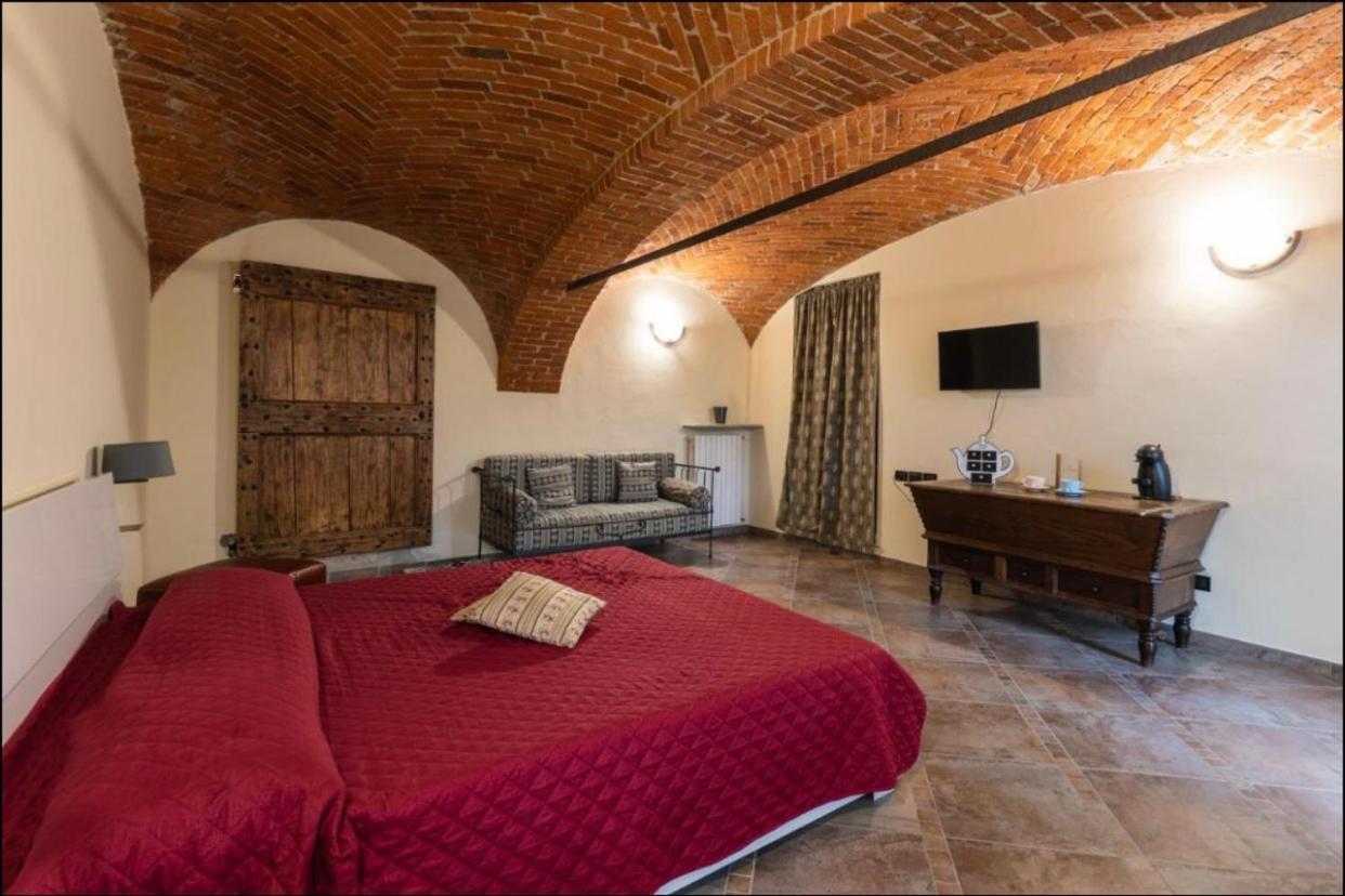 Bed and Breakfast Certe Notti Langhe Casa Furno Экстерьер фото